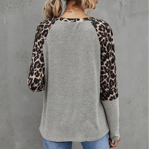 Grey leopard print long raglan sleeve top boho - Picture 6 of 7